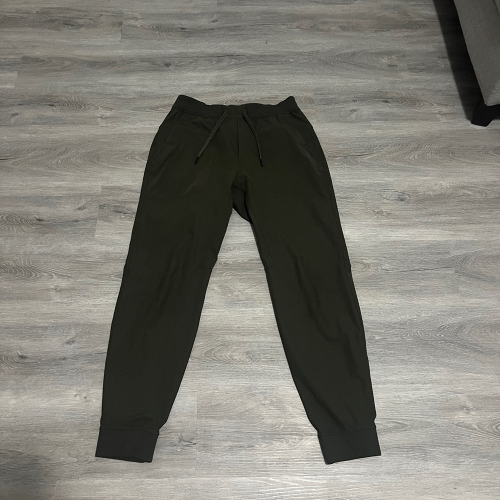 Lululemon abc joggers men’s medium olive